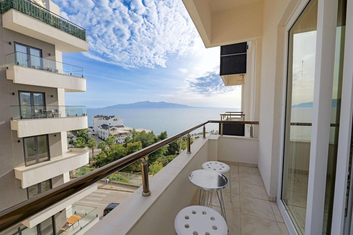 Helia Seaside Hotel Sarandë 외부 사진