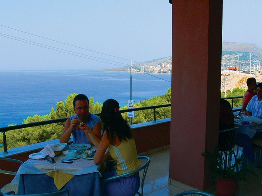 Helia Seaside Hotel Sarandë 외부 사진