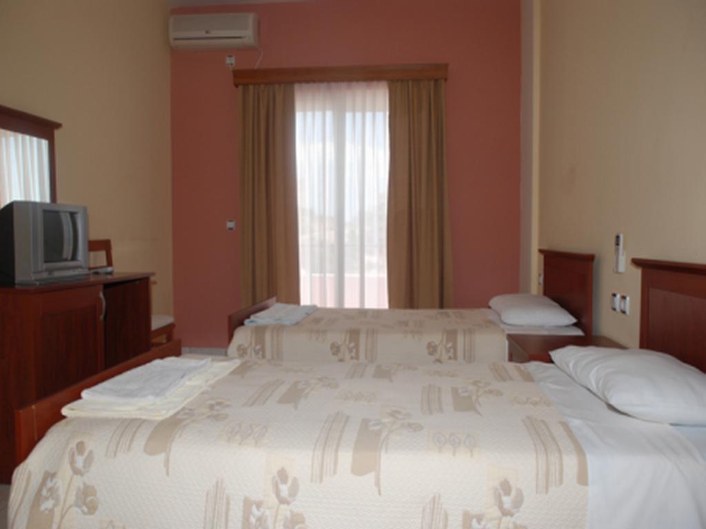 Helia Seaside Hotel Sarandë 객실 사진