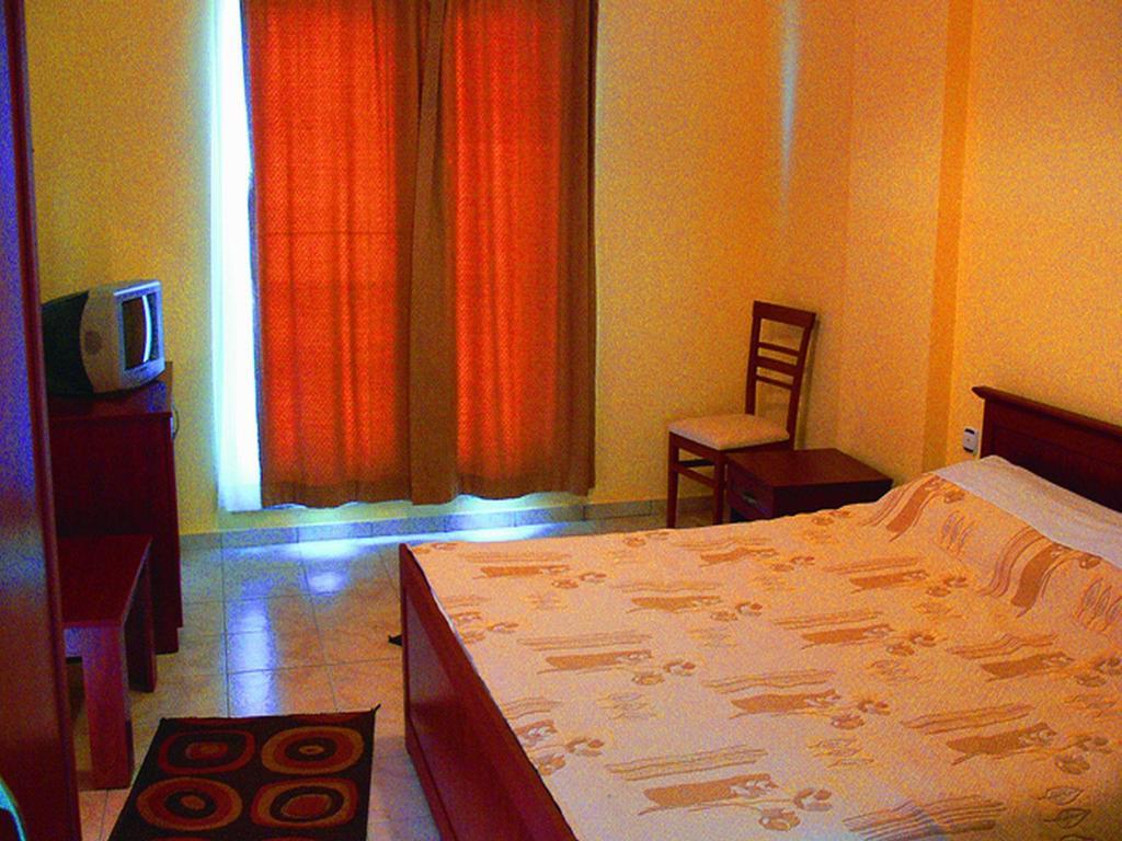 Helia Seaside Hotel Sarandë 객실 사진